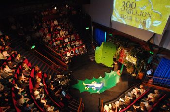 Christmas Lectures get rave reviews : Broadcast: News items : University of  Sussex