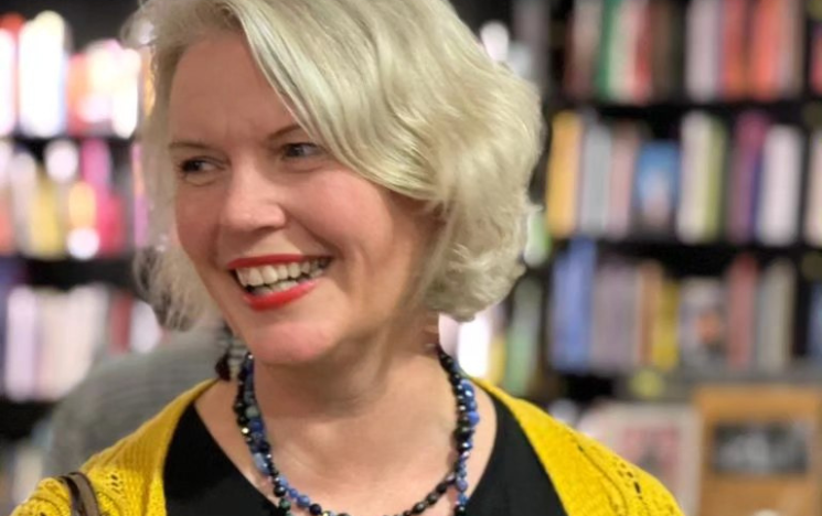 Headshot of author Lisa Fransson.