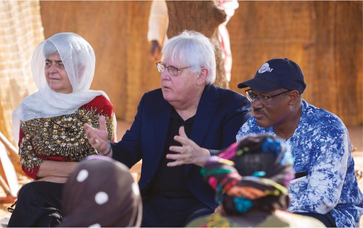 Martin Griffiths meets with community leaders and displaced people in Djibo, Burkina Faso, October 2022.