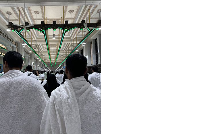 Al Sai between  Al  Safa and Marwa in the Modernised Mosque.