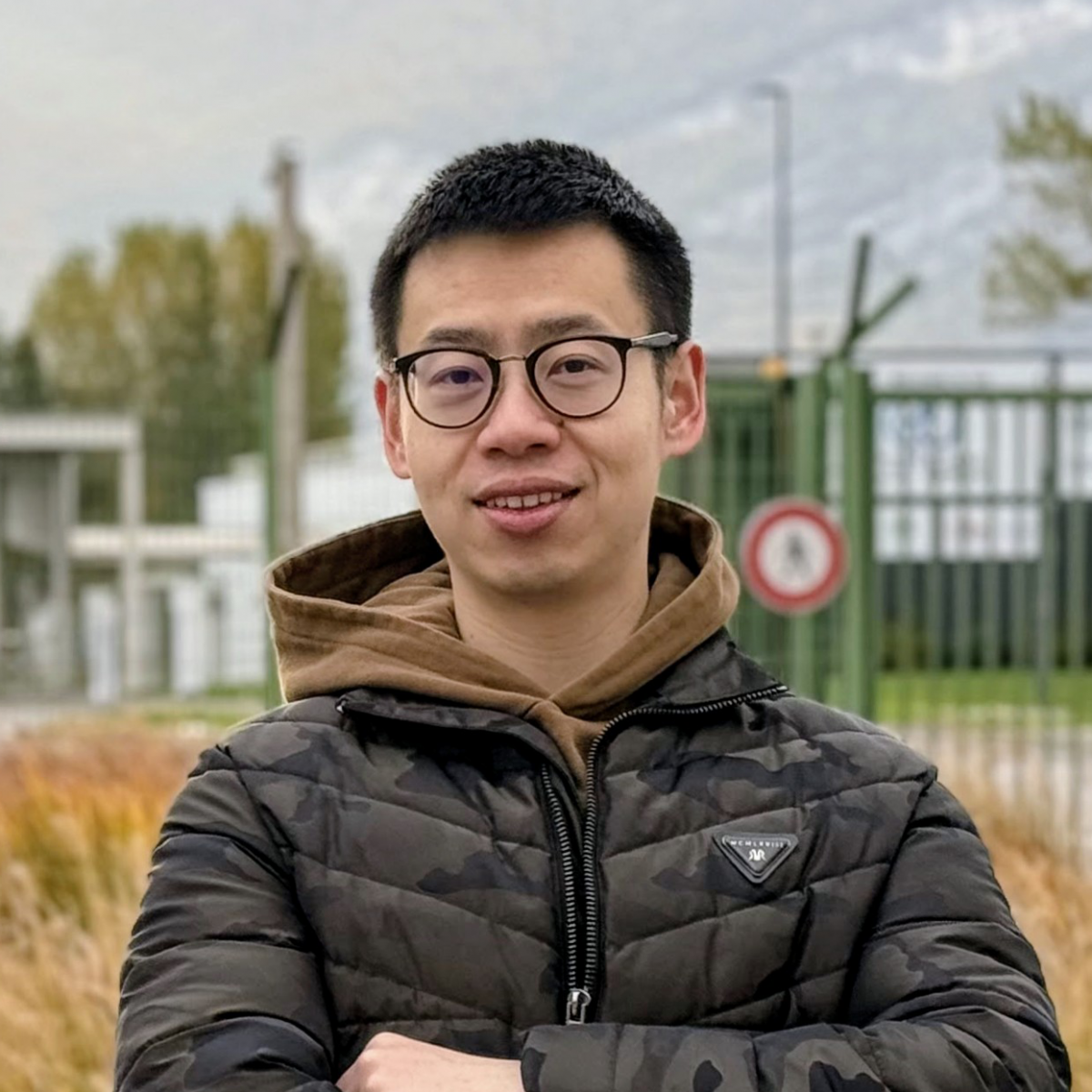 Dr Shikang Feng profile